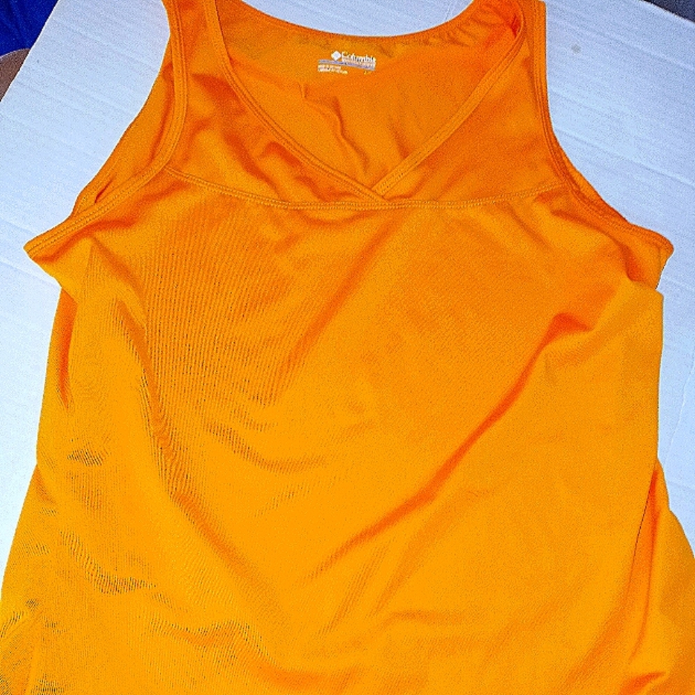 Columbia women's tank